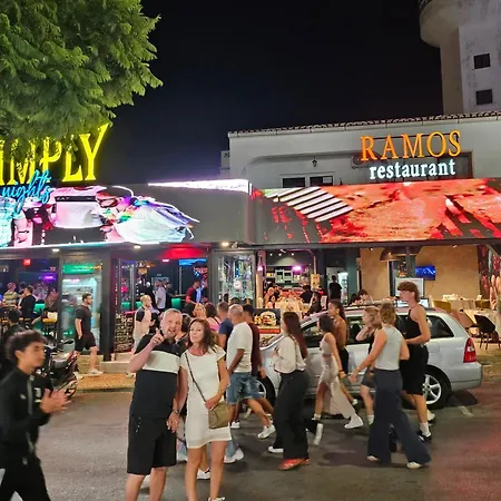 Casa Ramos On The Strip Албуфейра