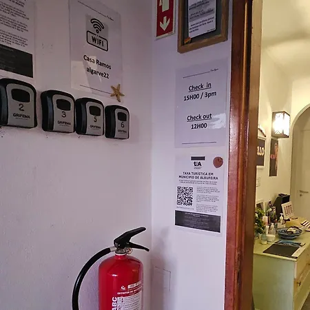 Casa Ramos On The Strip Албуфейра