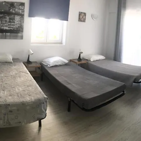 Δωμάτια σε οικογενειακή κατοικία Casa Ramos On The Strip Αλμπουφέιρα